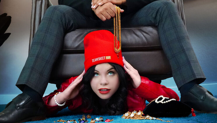 [MyFirst] - Lola's First Time with BBC: Blowjob and Cum in Mouth - Jaxson Briggs - Lola Valentine